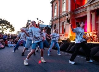 A spectacular start!