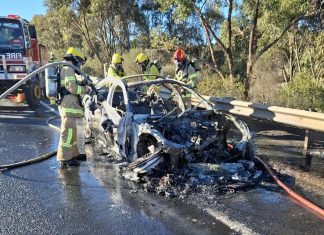 Car ignites on Calder