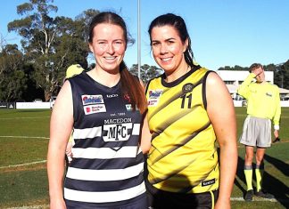 Cats, Bombers in finals wins