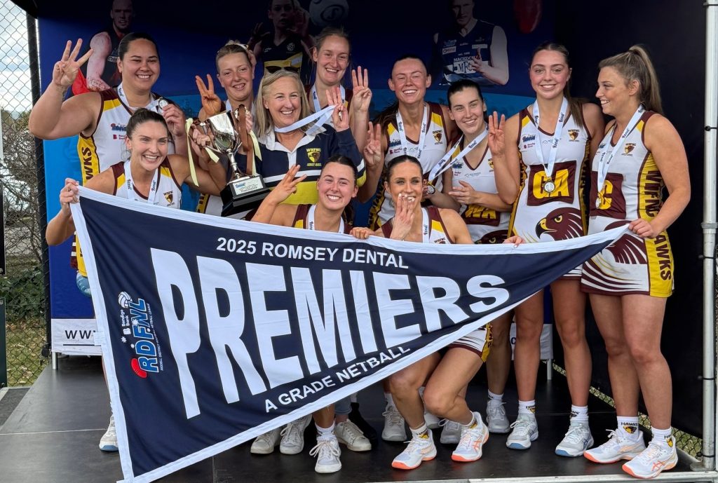 Three in a row for Hawks