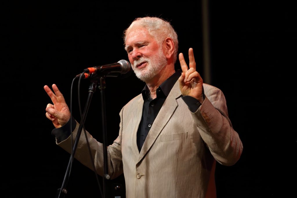 Vince Jones returns to Castlemaine!