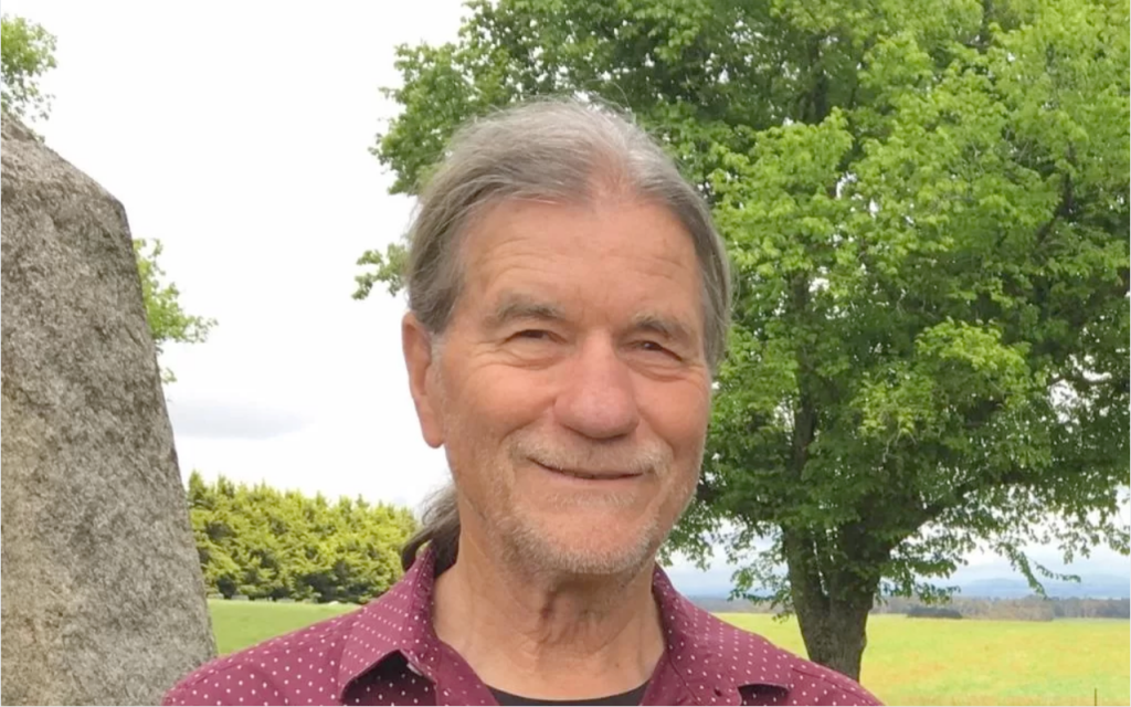 Hear six peaks speak