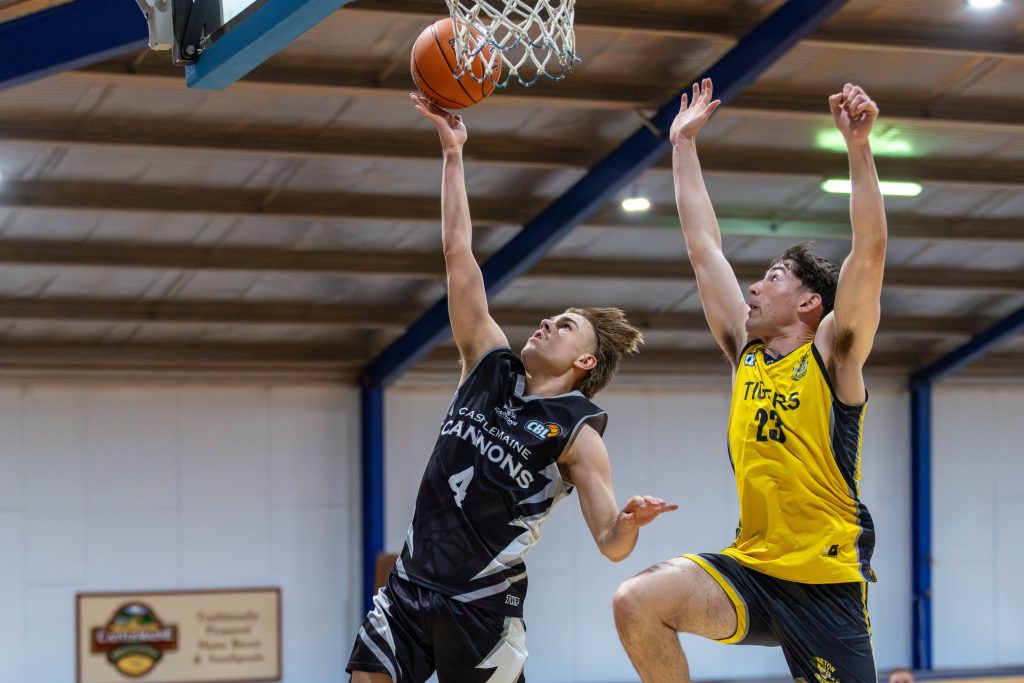 Cannons fire against Tigers