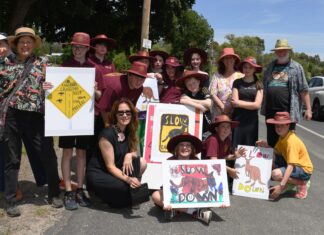 Kids try to reduce kangaroo deaths