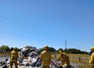 Battery sparks rubbish truck fire