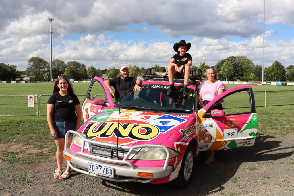 Team Uno to hit the road